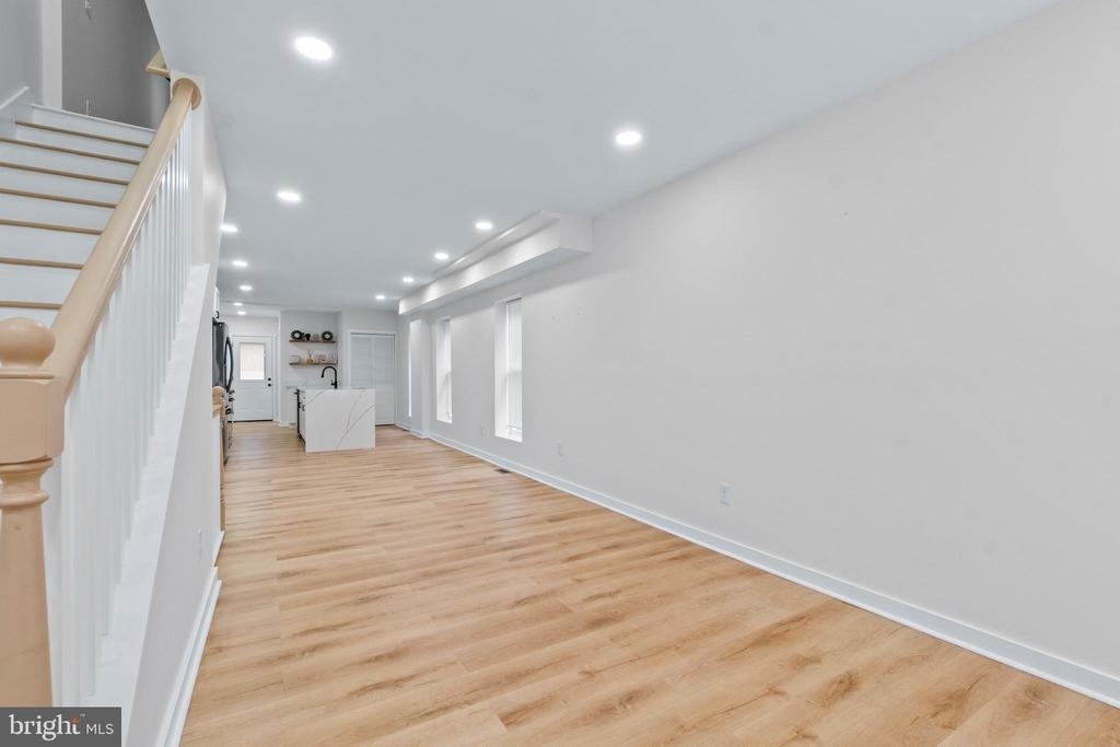 530 E 38th Street - Photo 6