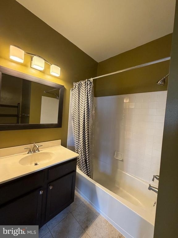 8307 Green Grass Road - Photo 19