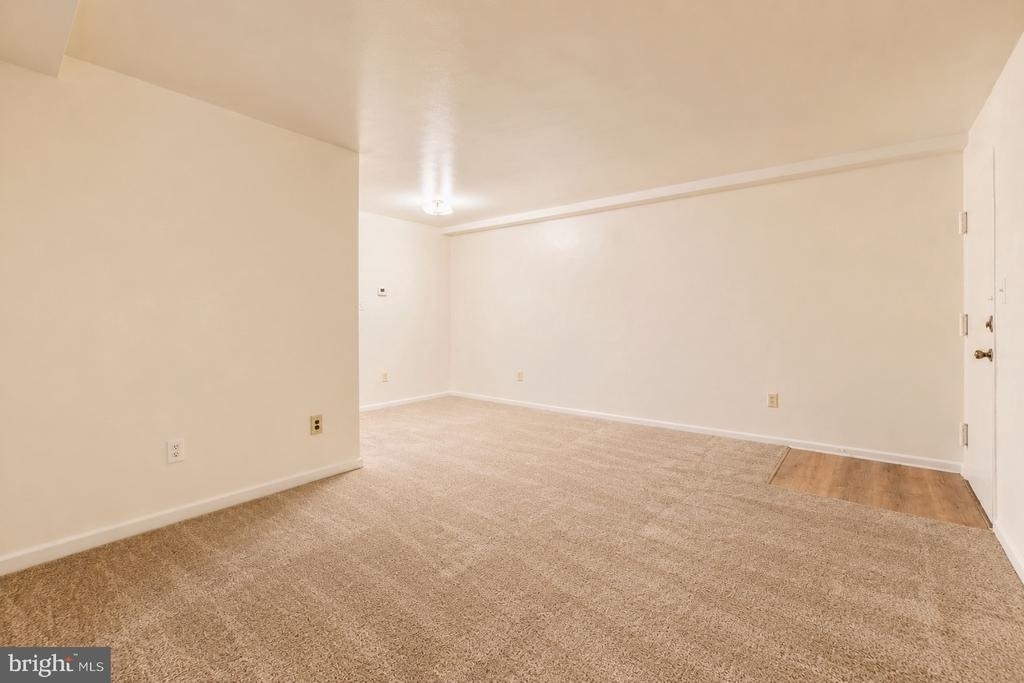 4921 Quarles Street Ne - Photo 4