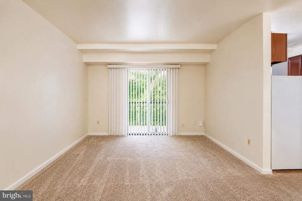 4921 Quarles Street Ne - Photo 2