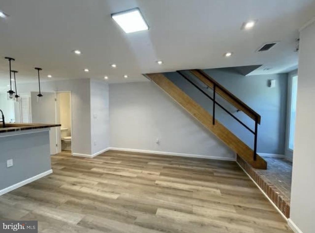 2433 18th Street Ne - Photo 5
