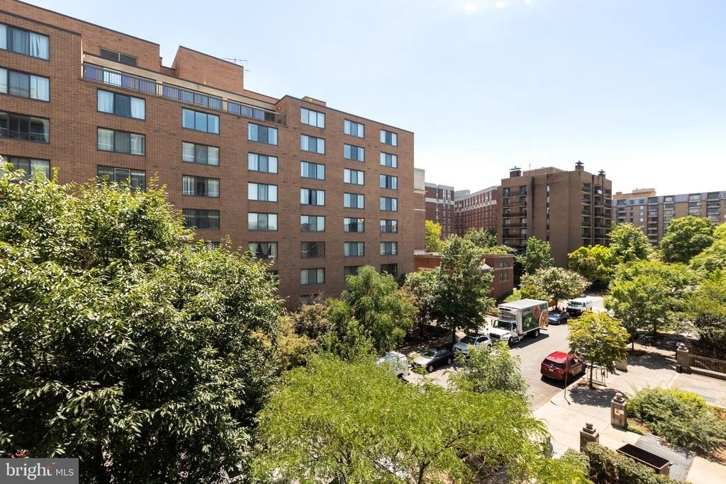 730 24th St Nw Nw - Photo 16