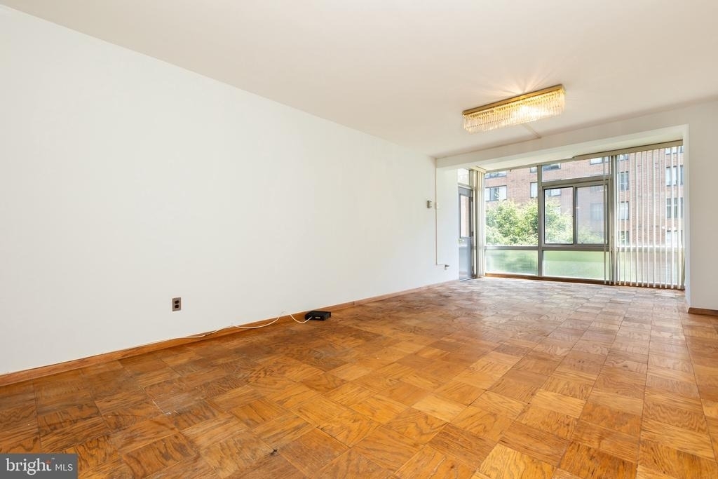 730 24th St Nw Nw - Photo 1