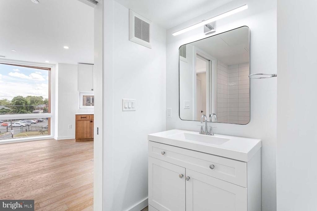 1522 Rhode Island Avenue Ne - Photo 12
