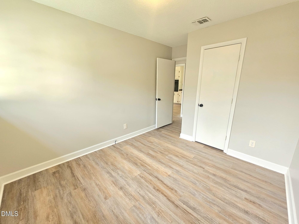 408 Oak Street - Photo 10
