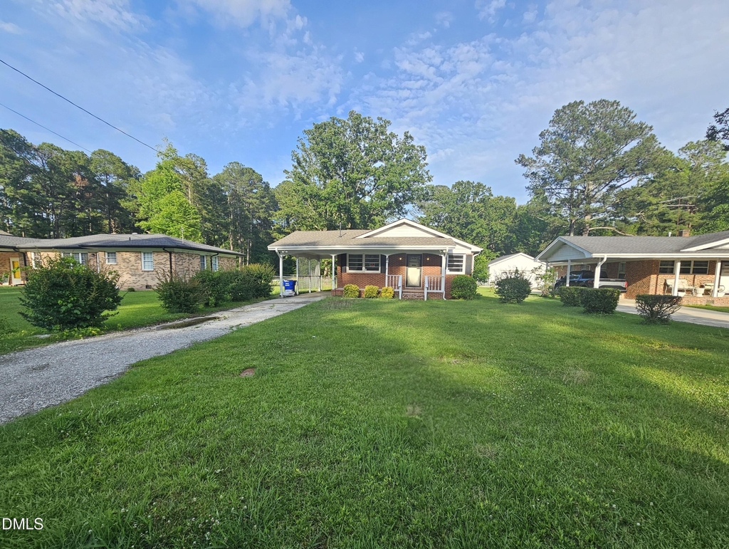 408 Oak Street - Photo 0