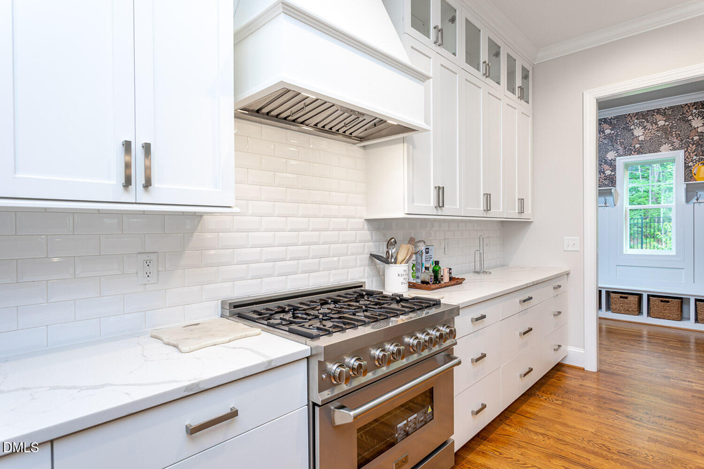 801 Carolina Avenue - Photo 4