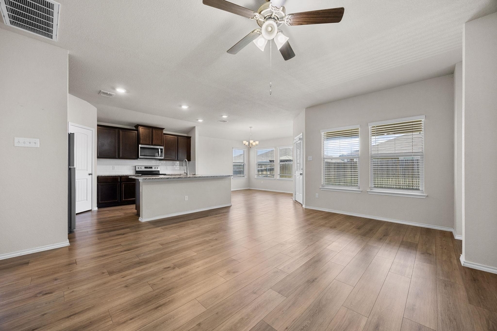 144 Onna St - Photo 18