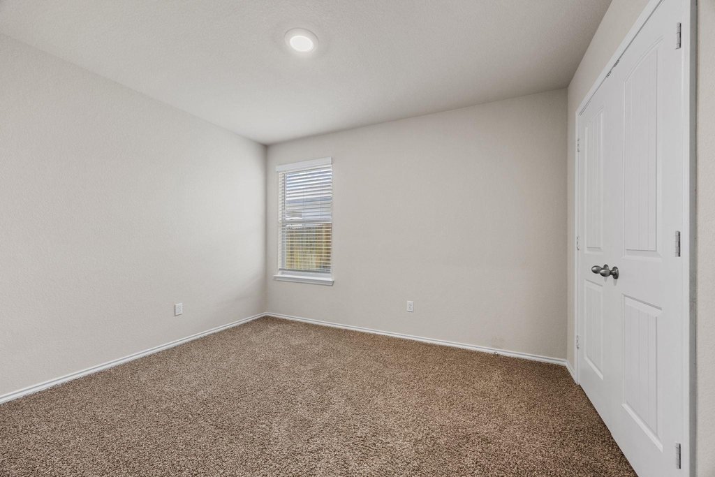 144 Onna St - Photo 13