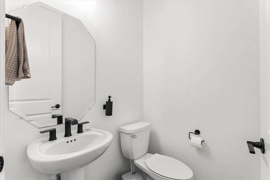 1224 Umblachery St - Photo 25