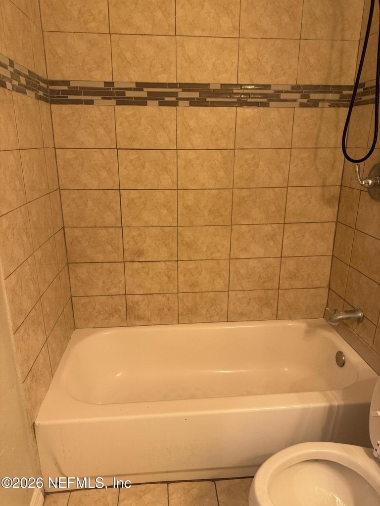 3923 Harbor View Drive - Photo 7