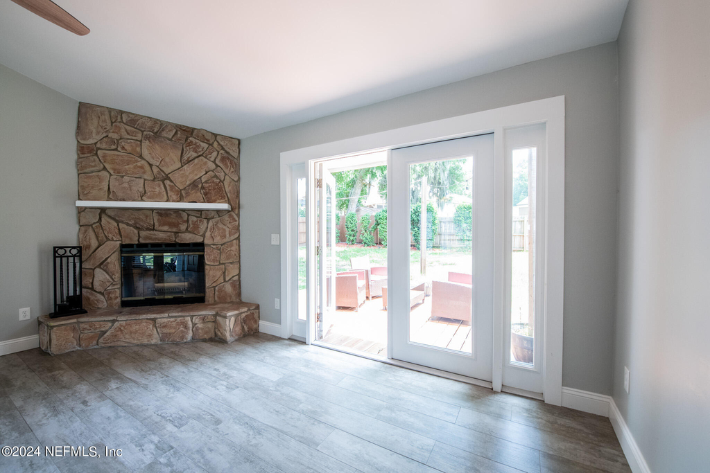 11448 Sugar Maple Place S - Photo 12