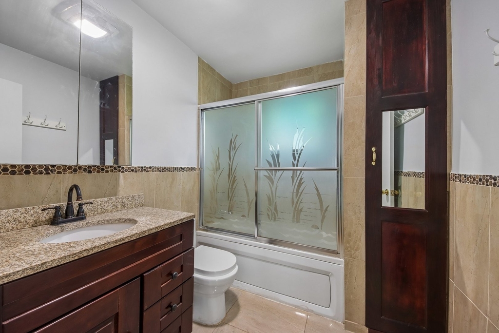 670 Lakeview Lane - Photo 19