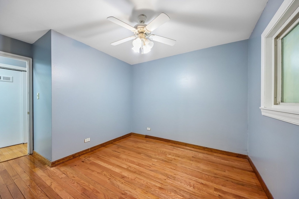 670 Lakeview Lane - Photo 25