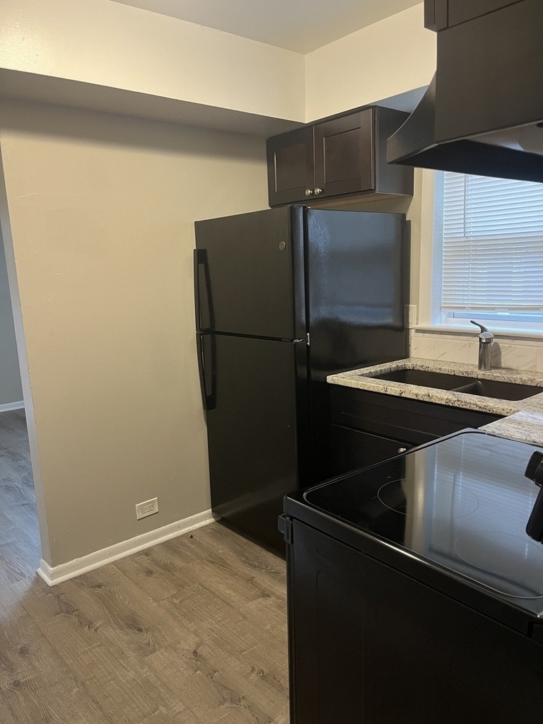 1340 N Main Street - Photo 3