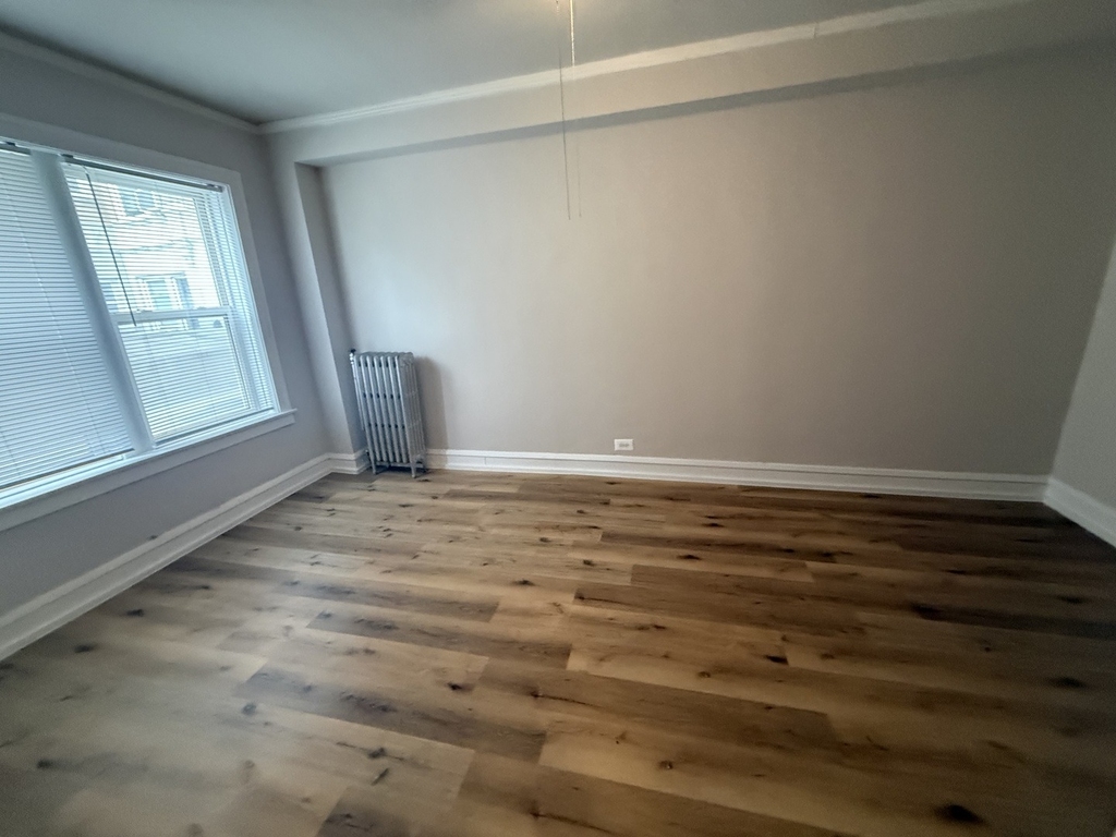 6748 N Ashland Avenue - Photo 7
