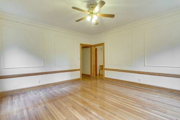 1350 E Hyde Park Boulevard - Photo 7