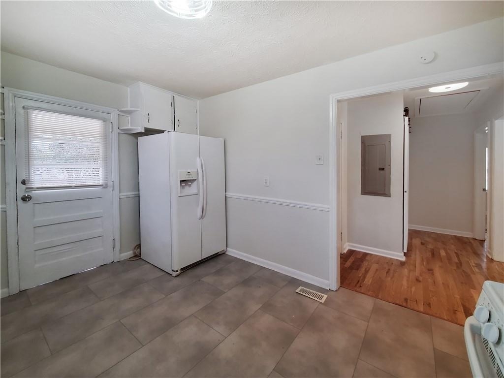 3018 Grand Avenue Sw - Photo 6