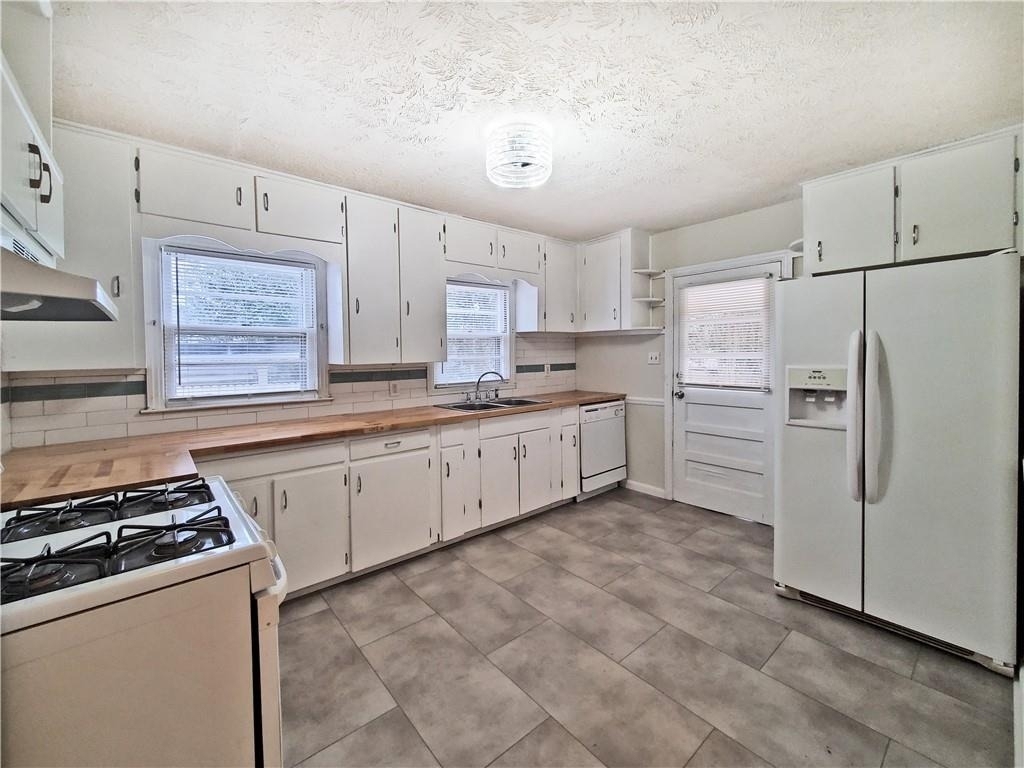 3018 Grand Avenue Sw - Photo 3