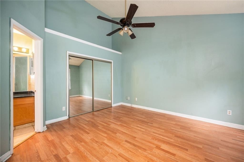 915 Wentworth Court - Photo 19