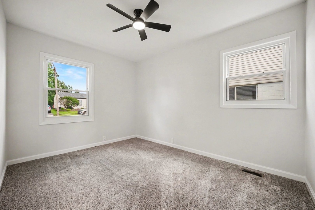 338 Hickory Avenue - Photo 8