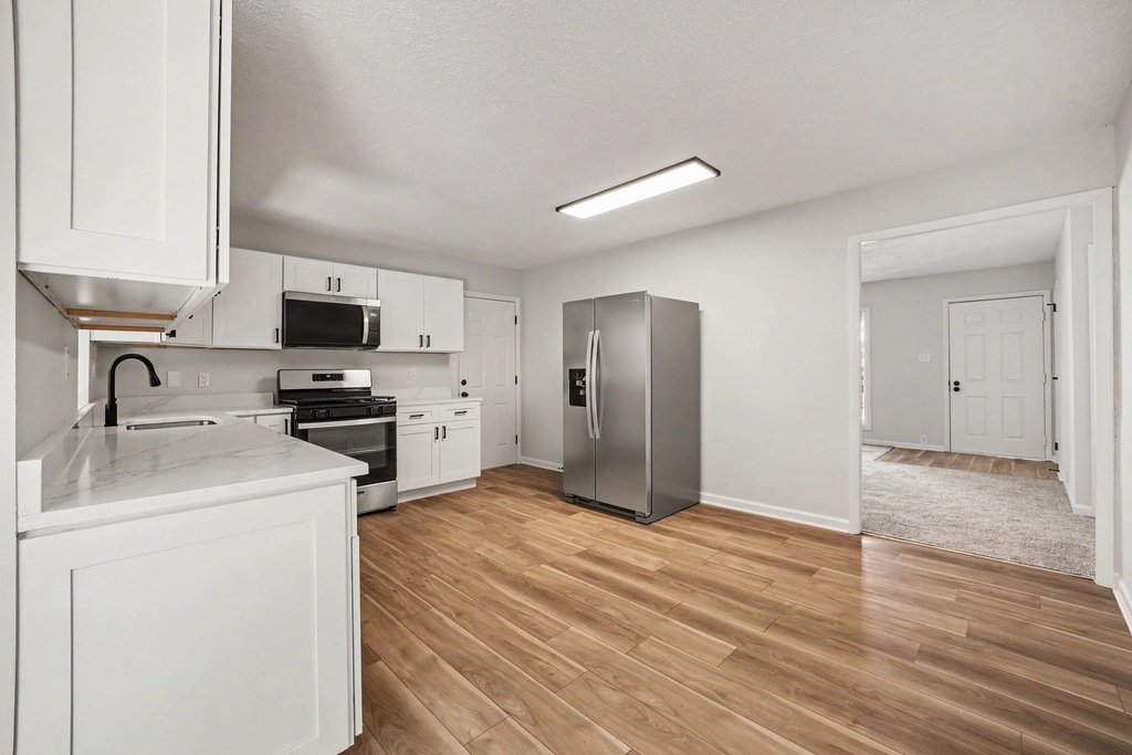 338 Hickory Avenue - Photo 6