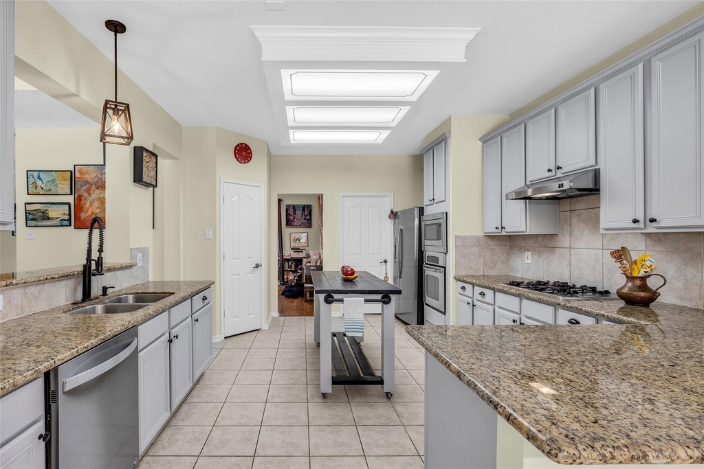 119 N Westwinds Circle - Photo 15