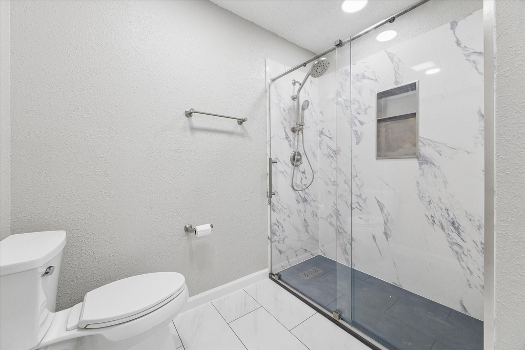995 Memorial Village Drive - Photo 13