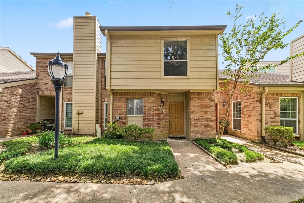 995 Memorial Village Drive - Photo 0