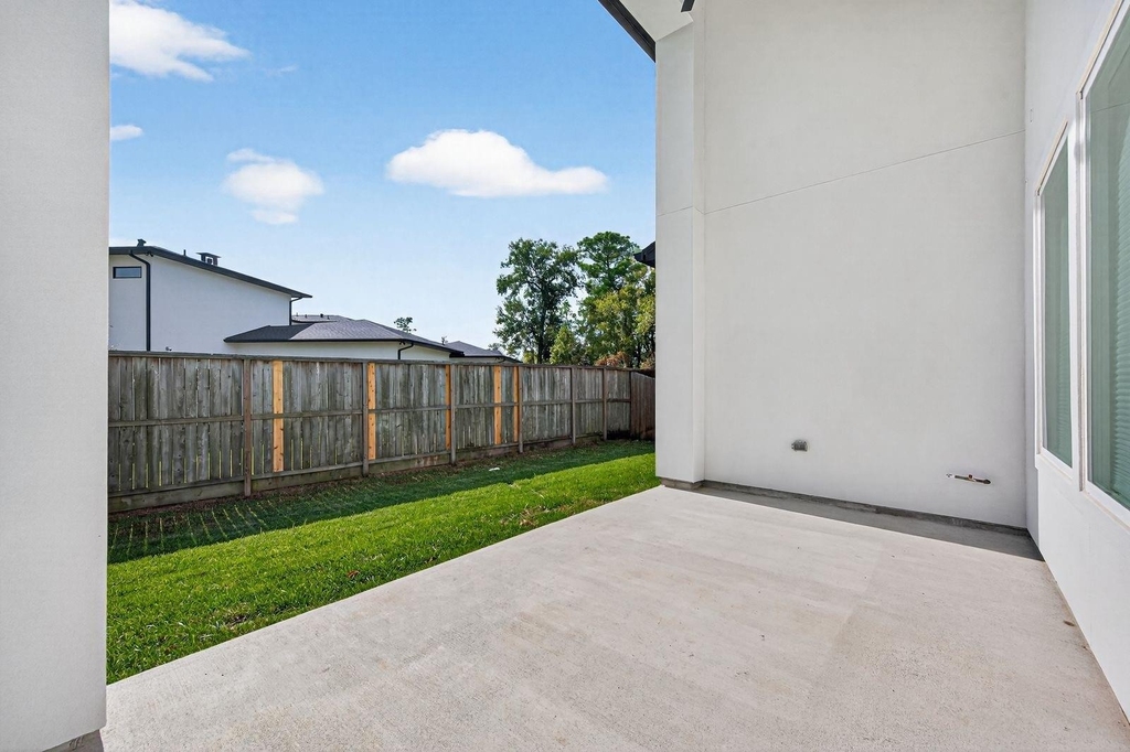 7507 Faldo Drive - Photo 3