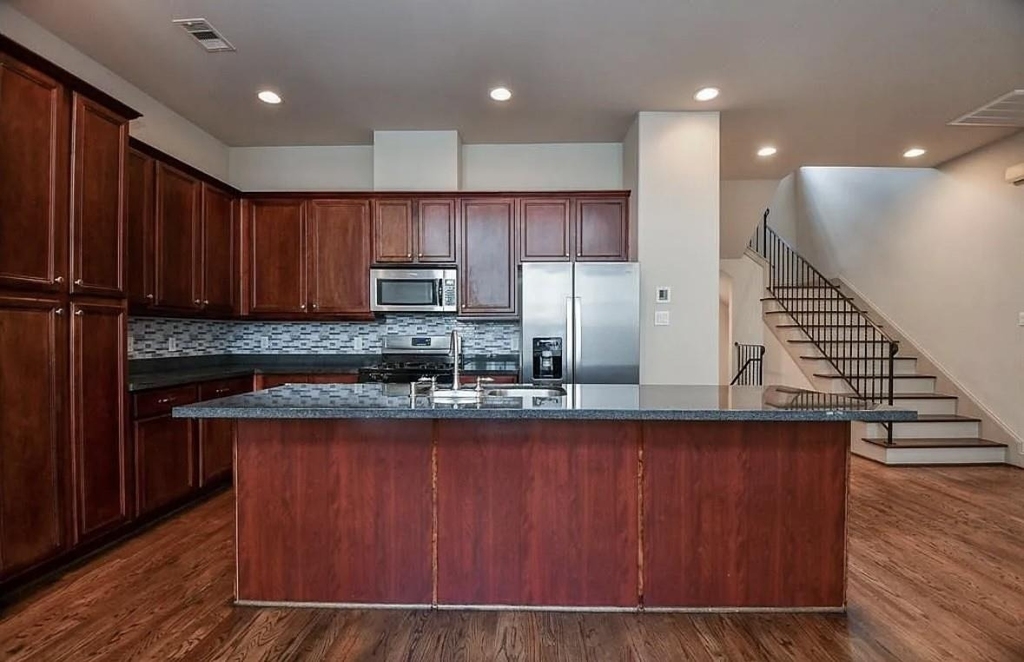 2908 Leeland Street - Photo 13