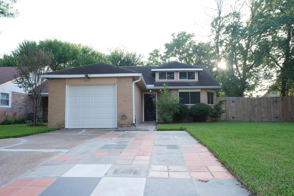 7521 Brookleaf Drive - Photo 0