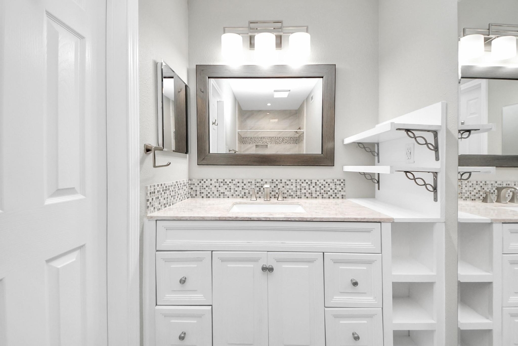 2224 S Piney Point Road - Photo 20