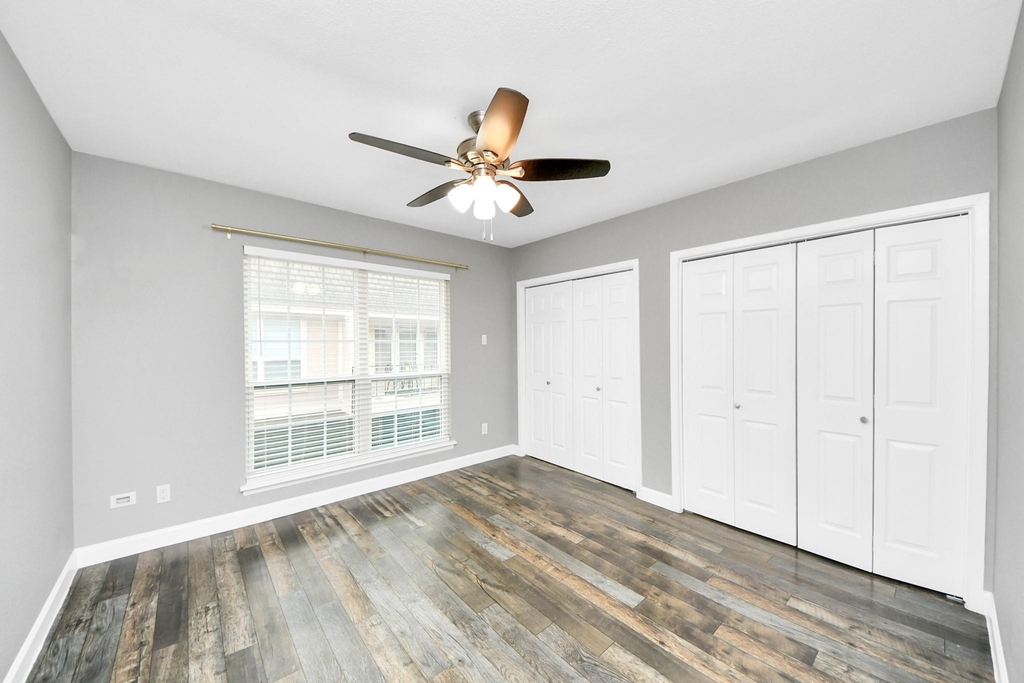 2224 S Piney Point Road - Photo 13