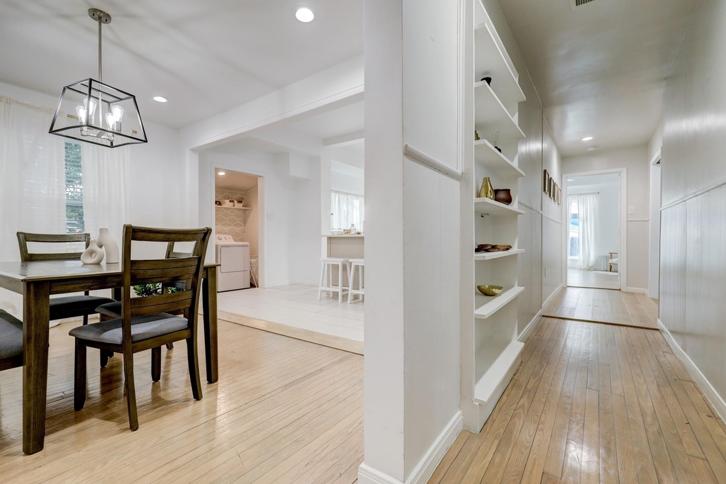 4801 Avenue H - Photo 9