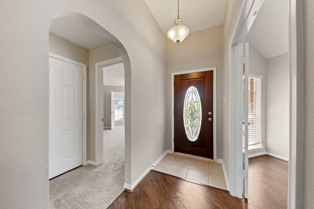 1014 Cavern Brook Lane - Photo 2