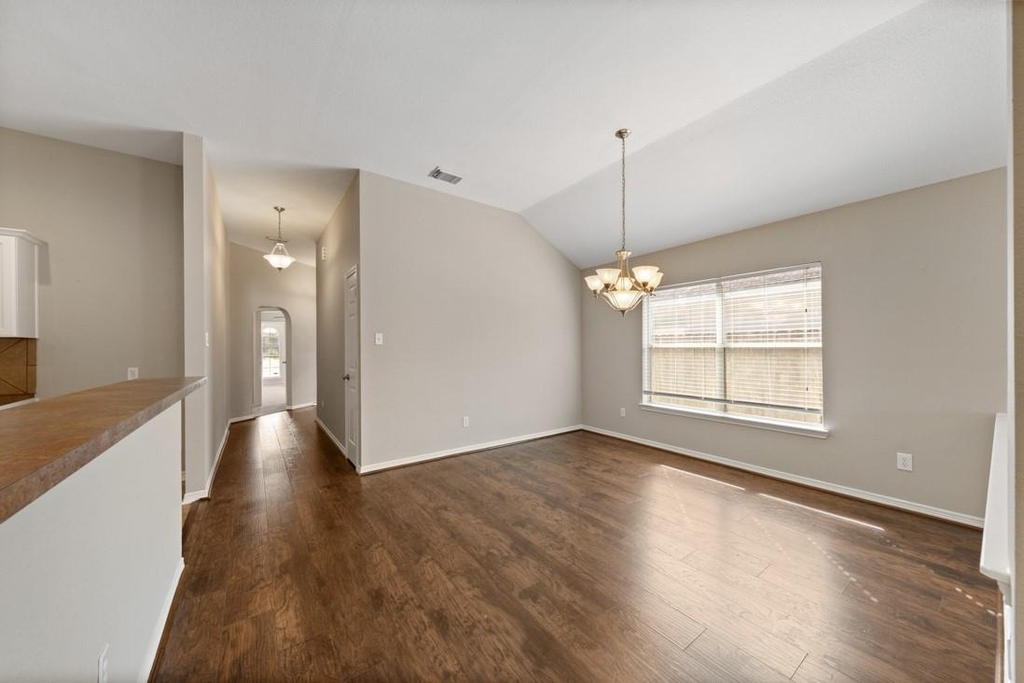 1014 Cavern Brook Lane - Photo 7