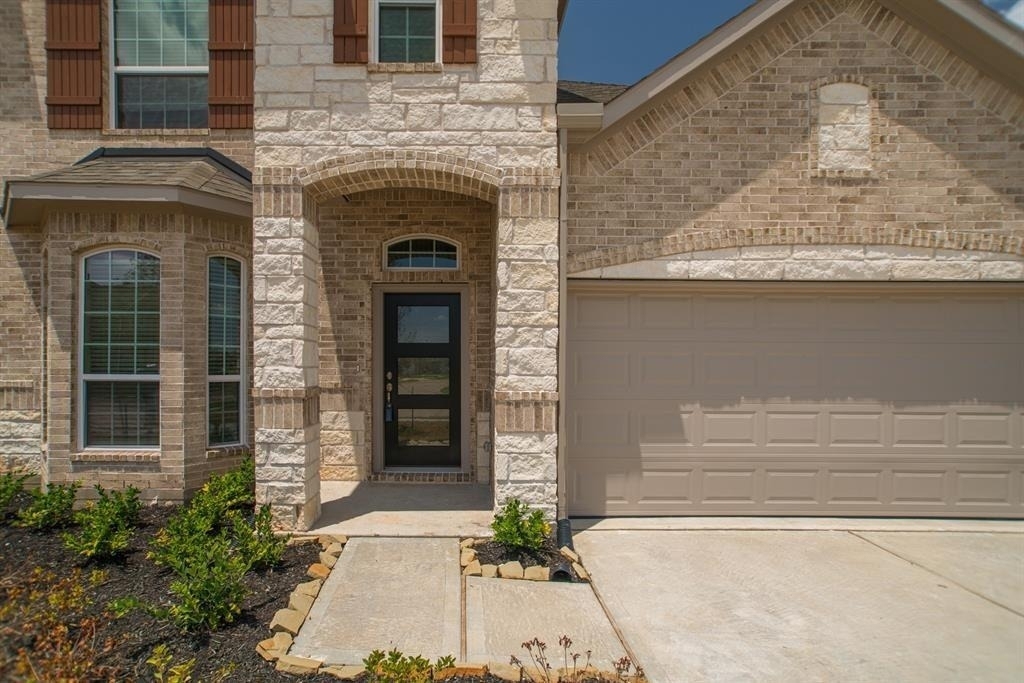 30014 Twisting Springs Drive - Photo 2
