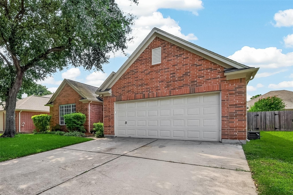 20822 Figurine Court - Photo 0