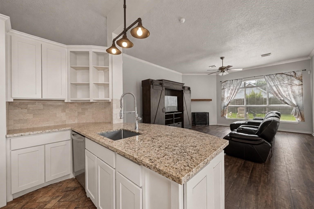 20822 Figurine Court - Photo 14