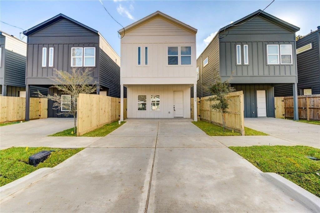 1211 Dewalt Street - Photo 1