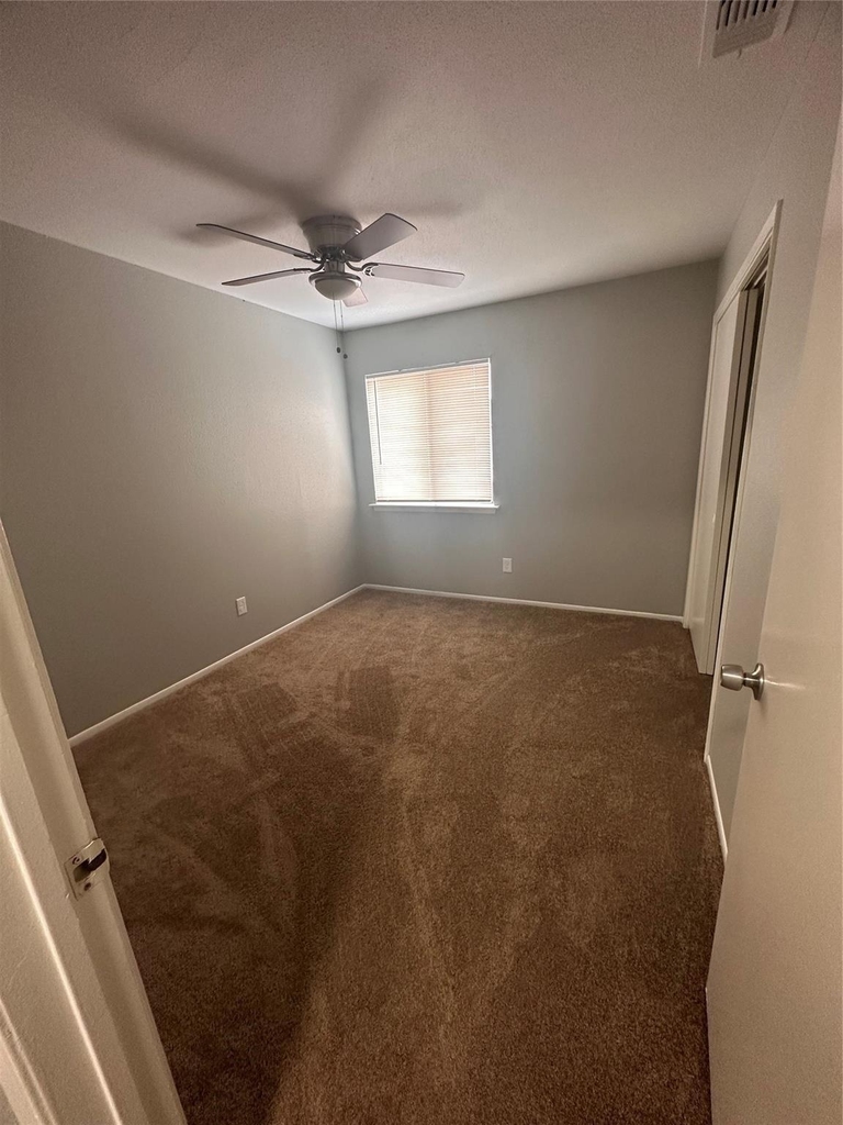 2327 Briarwest Boulevard - Photo 5