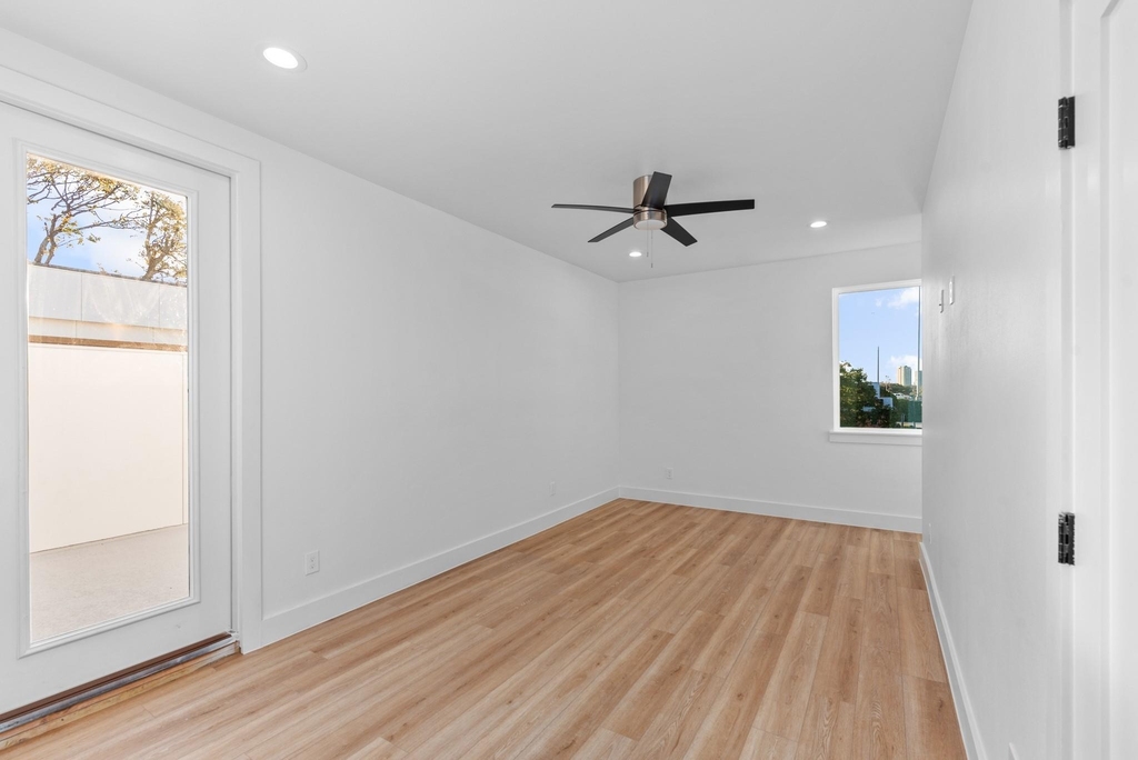 2314 Barbee Street - Photo 13