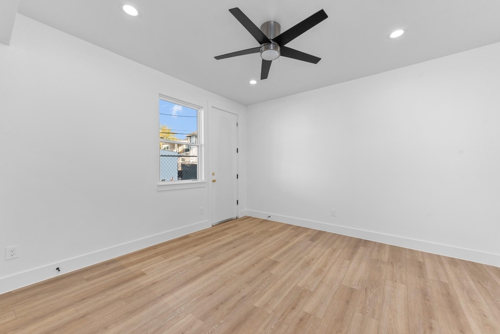 2314 Barbee Street - Photo 20