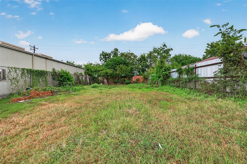 8930 Bellflower Street - Photo 22