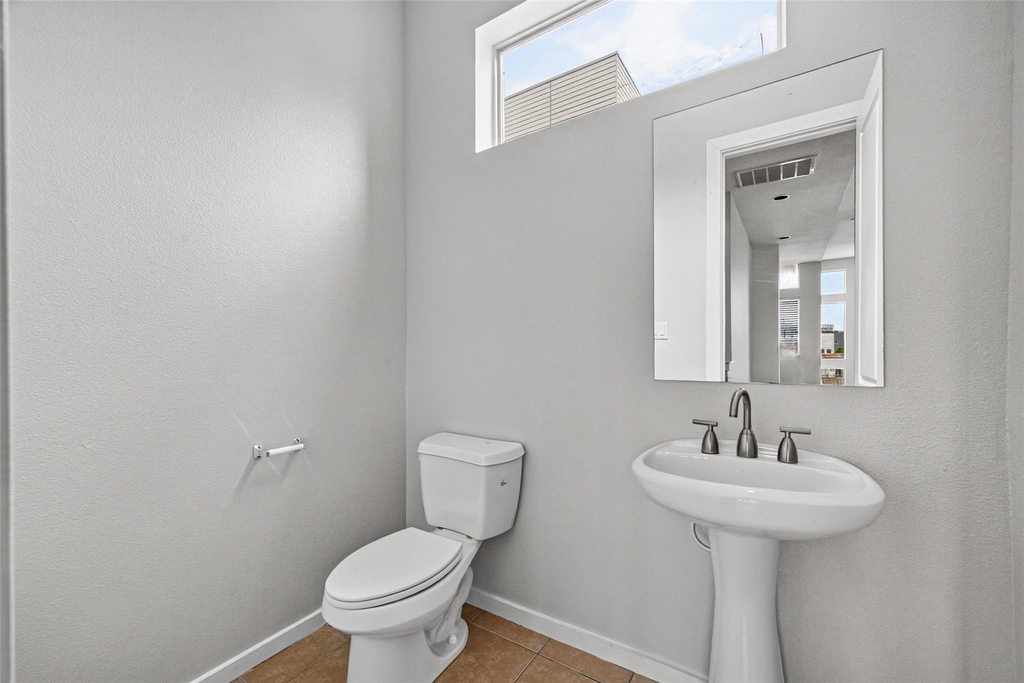 2352 Sperber Lane - Photo 21