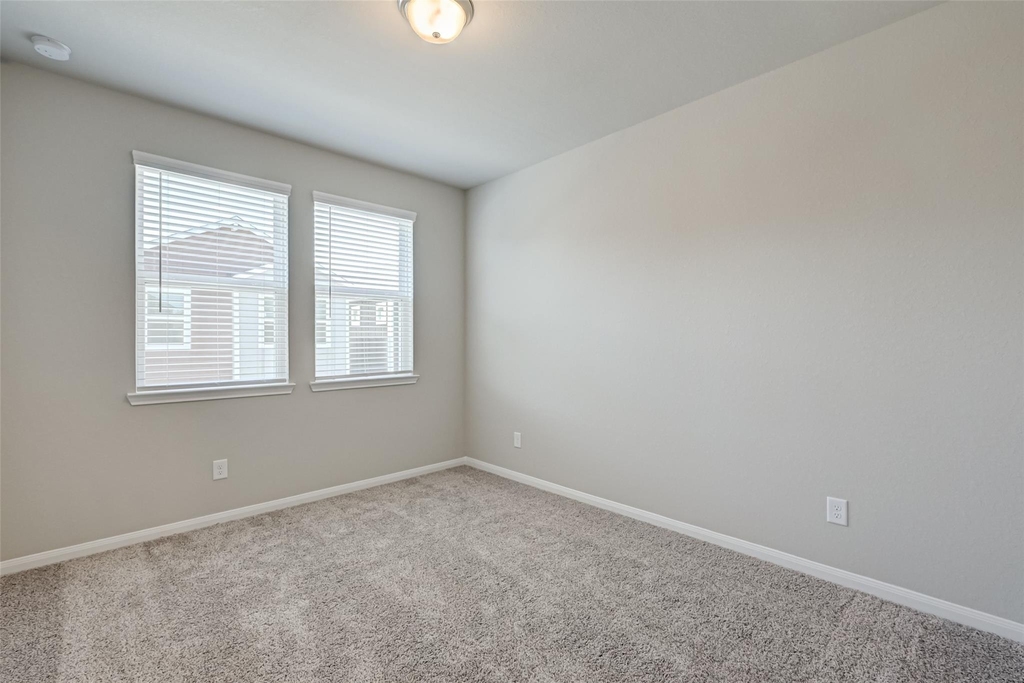 1526 Lakeline Oak Drive - Photo 13