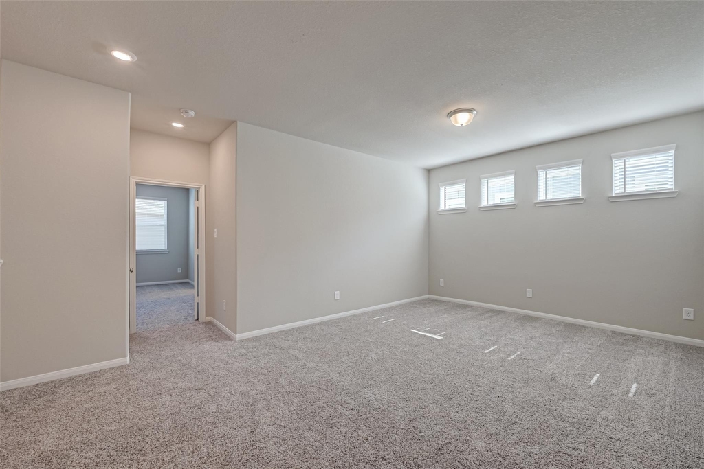 1526 Lakeline Oak Drive - Photo 9