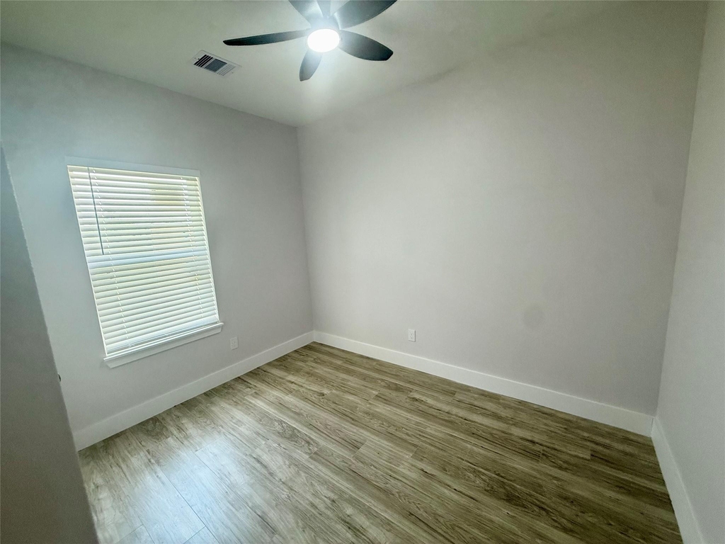 9508 Quaker Court - Photo 12