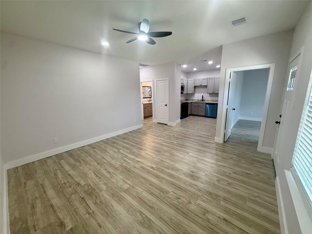 9508 Quaker Court - Photo 4